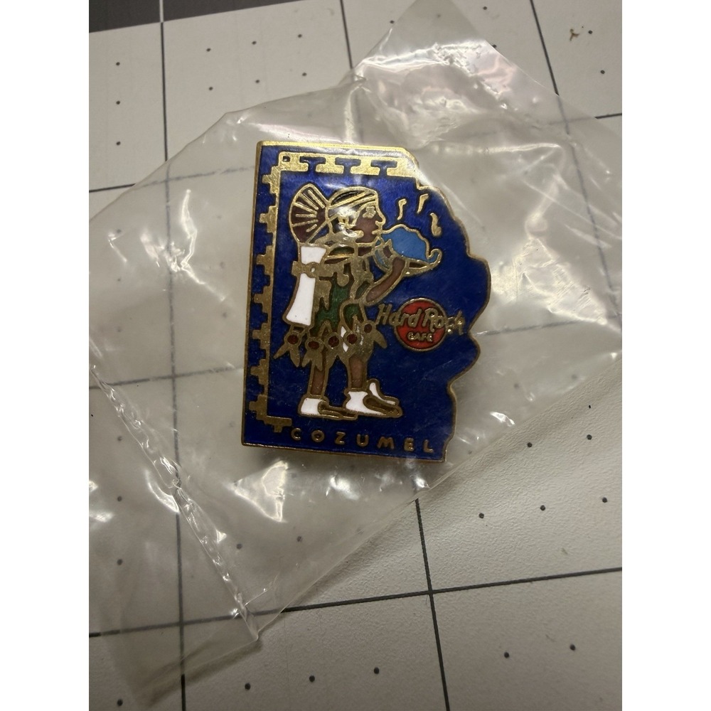 Hard Rock Cafe Cozumel Pin Limited Edition 1000 Mayan Aztec Warrior Vintage Gold
